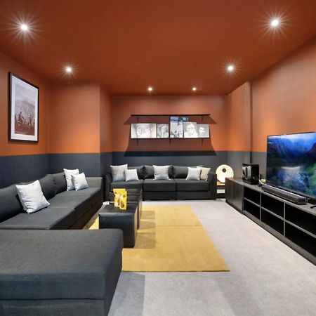 You Think You Know Canggu - Think Again! Stunning Large Luxxe 7Bed Villa מראה חיצוני תמונה